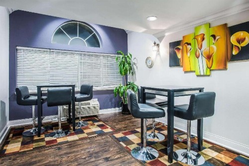 Microtel Inn by Wyndham Chattanooga Hamilton Place - image 3