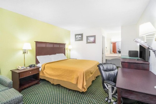 Knights Inn Chattanooga - image 17