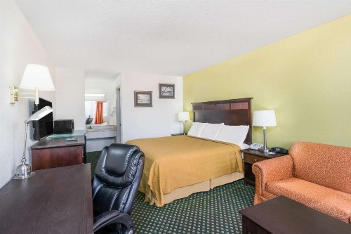 Knights Inn Chattanooga - image 26