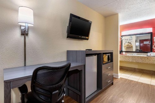 Econo Lodge Chattanooga - image 15