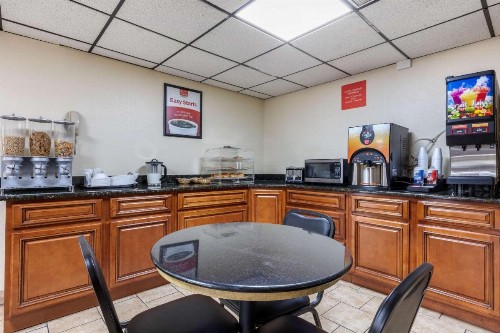 Econo Lodge Chattanooga - image 28