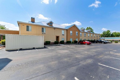 Americas Best Value Inn - Chattanooga - image 12