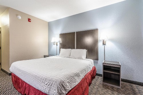 Americas Best Value Inn - Chattanooga - image 19