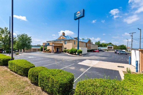 Americas Best Value Inn - Chattanooga - image 25