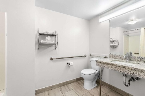 Americas Best Value Inn - Chattanooga - image 28