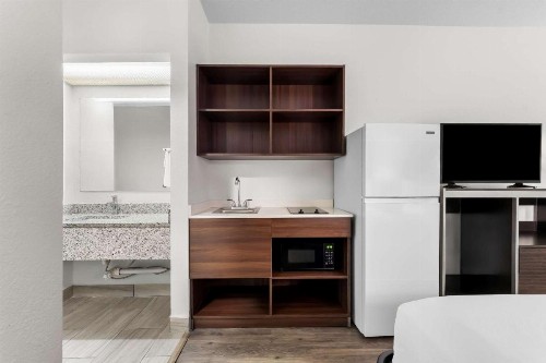 Americas Best Value Inn - Chattanooga - image 30