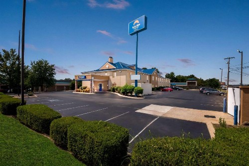 Americas Best Value Inn - Chattanooga - image 42
