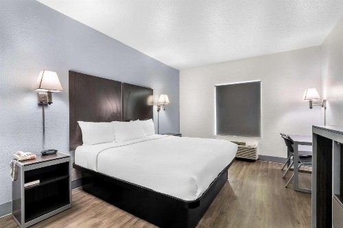 Americas Best Value Inn - Chattanooga - image 44