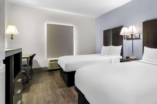 Americas Best Value Inn - Chattanooga - image 5