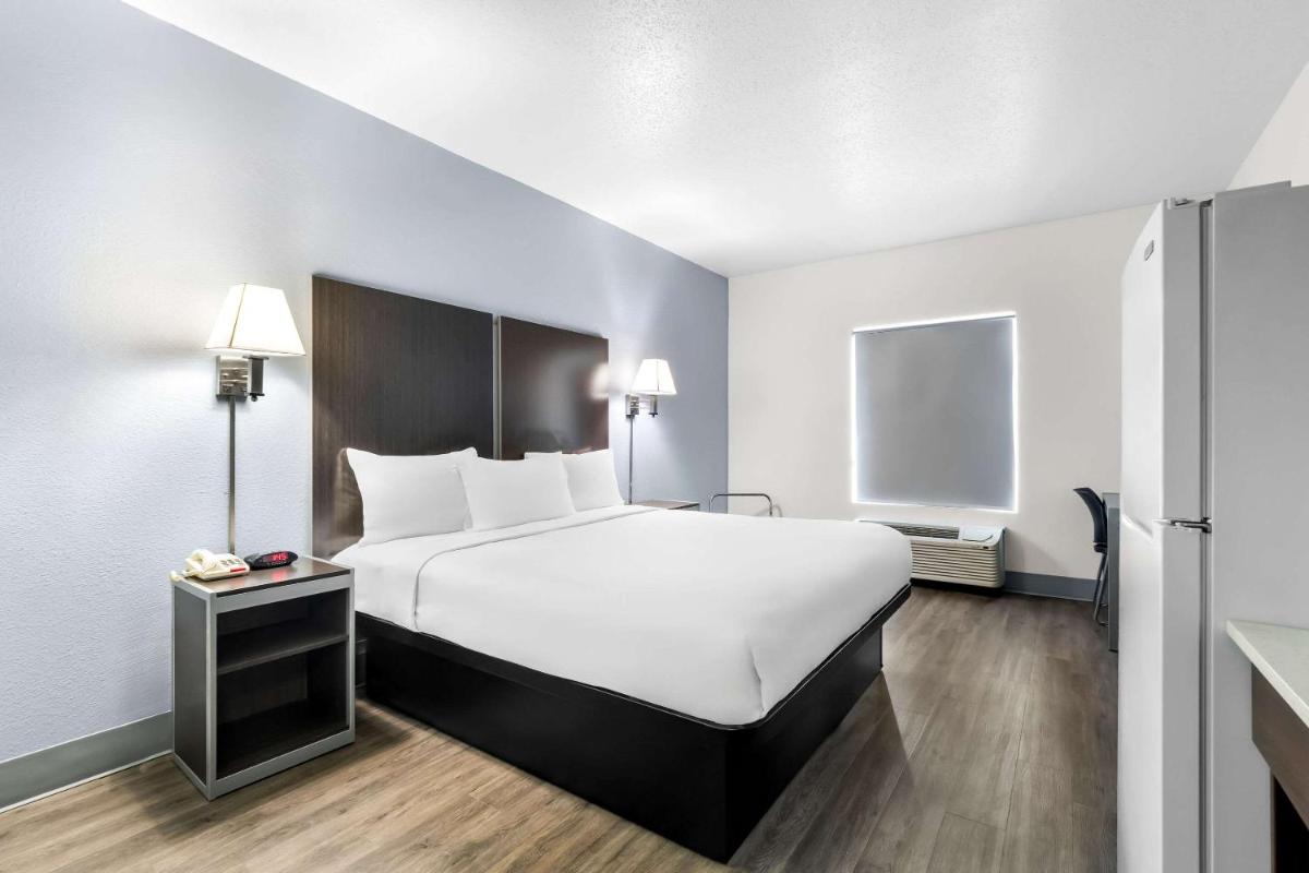 Americas Best Value Inn - Chattanooga - image 7