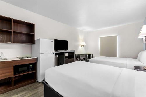 Americas Best Value Inn - Chattanooga - image 8