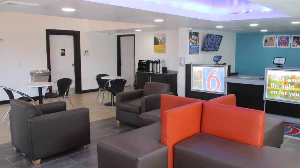 Motel 6 Chattanooga - Airport - image 2