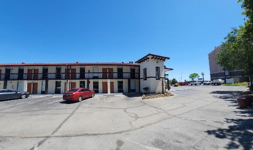 Baymont Inn & Suites Chattanooga - image 24