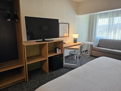 District 3 Hotel Ascend Hotel Collection - image 4