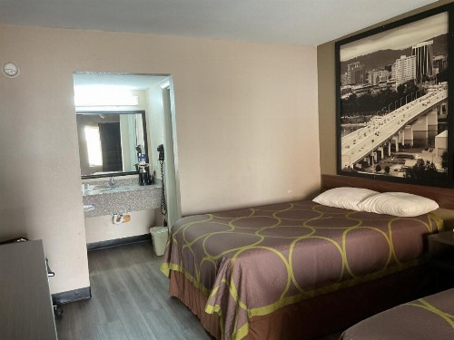 Super 8 by Wyndham Chattanooga/East Ridge - image 27