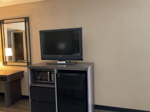 Super 8 by Wyndham Chattanooga/East Ridge - image 43