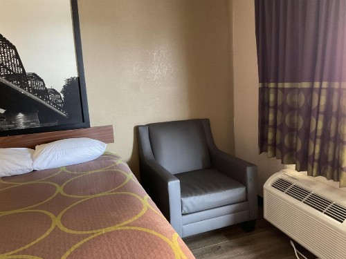 Super 8 by Wyndham Chattanooga/East Ridge - image 45