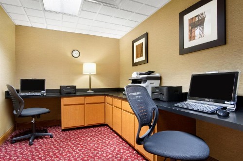 Wingate by Wyndham - Chattanooga - image 24