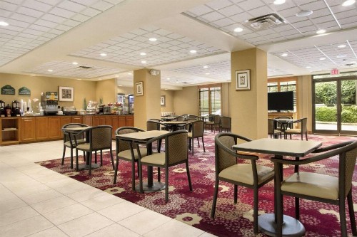 Wingate by Wyndham - Chattanooga - image 25