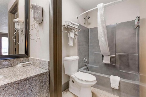 Best Western Royal Inn - image 21