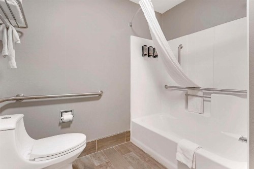 Best Western Royal Inn - image 31