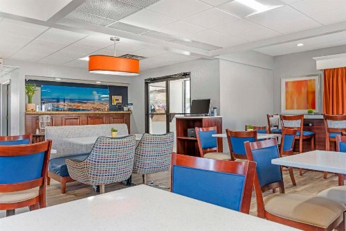 Best Western Royal Inn - image 35
