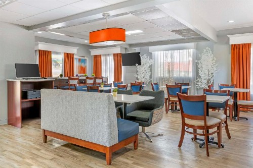 Best Western Royal Inn - image 5