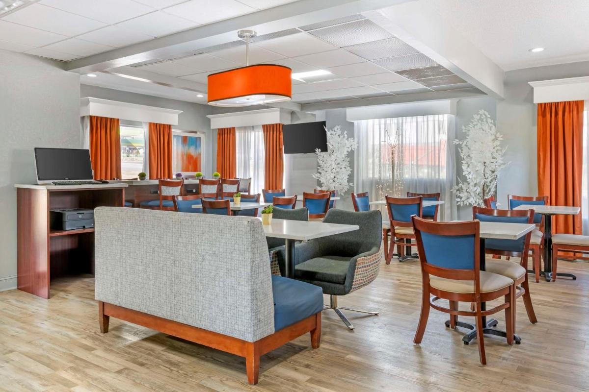 Best Western Royal Inn - image 5