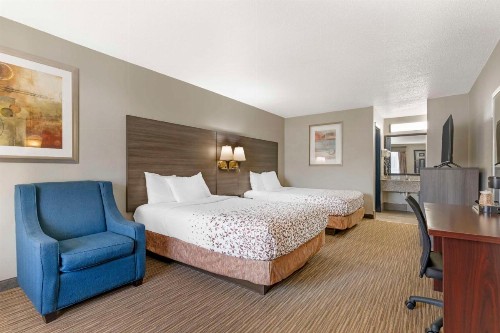 Best Western Royal Inn - image 8