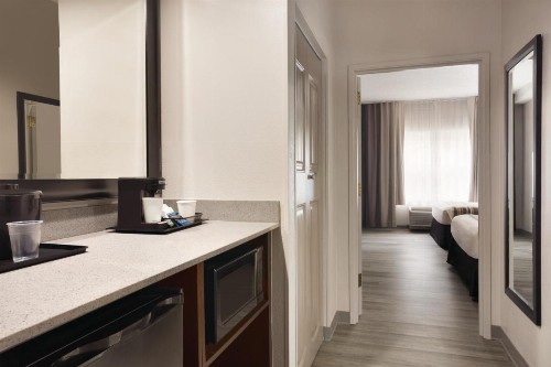 Country Inn & Suites by Radisson Chattanooga-Lookout Mountain - image 15