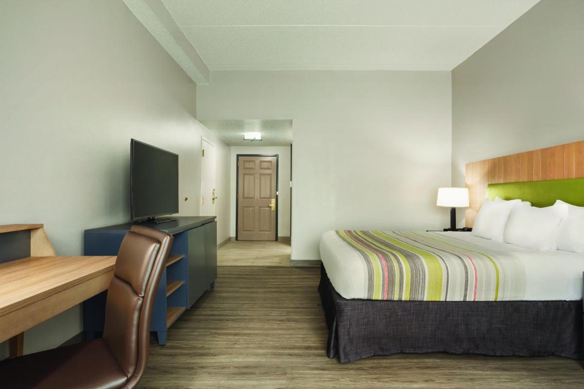 Country Inn & Suites by Radisson Chattanooga-Lookout Mountain - image 2