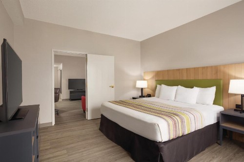 Country Inn & Suites by Radisson Chattanooga-Lookout Mountain - image 23