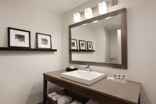 Country Inn & Suites by Radisson Chattanooga-Lookout Mountain - image 30