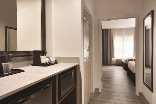 Country Inn & Suites by Radisson Chattanooga-Lookout Mountain - image 40