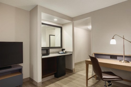 Country Inn & Suites by Radisson Chattanooga-Lookout Mountain - image 46