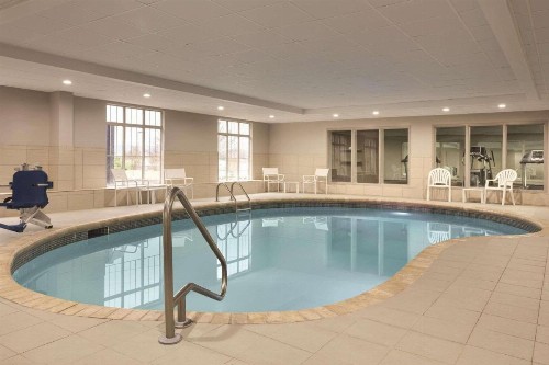 Country Inn & Suites by Radisson Chattanooga-Lookout Mountain - image 47