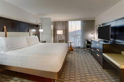 The Chattanoogan Hotel Curio Collection By Hilton - image 30