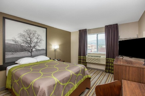 Super 8 by Wyndham Chattanooga Lookout Mountain TN - image 21