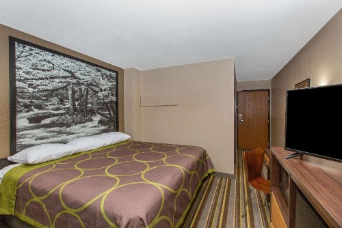 Super 8 by Wyndham Chattanooga Lookout Mountain TN - image 34