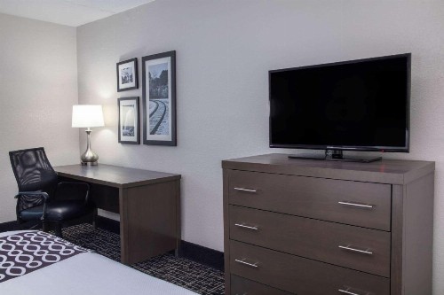 La Quinta by Wyndham Chattanooga - East Ridge - image 13