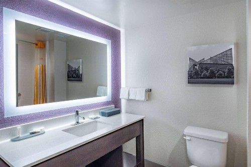 La Quinta by Wyndham Chattanooga - East Ridge - image 25