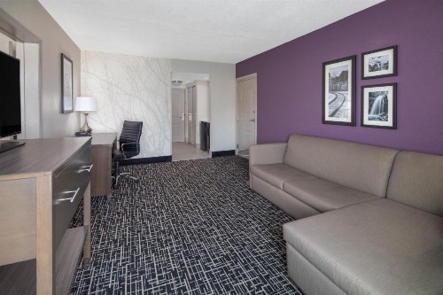 La Quinta by Wyndham Chattanooga - East Ridge - image 46