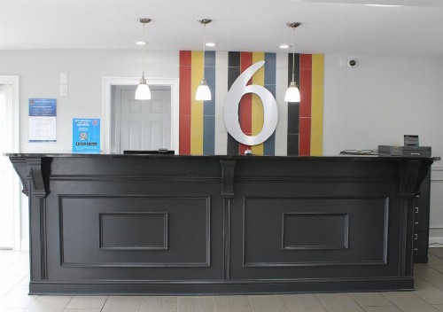 Americas Best Value Inn & Suites-Chattanooga - image 7