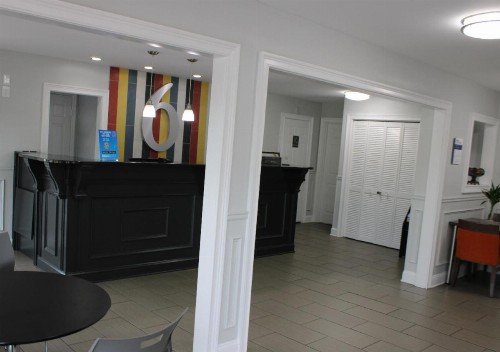 Americas Best Value Inn & Suites-Chattanooga - image 8