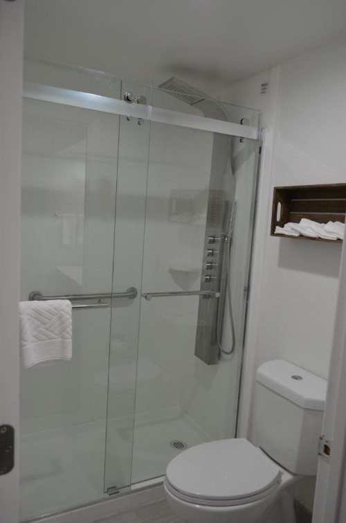 Athena Inn Chattanooga - image 15