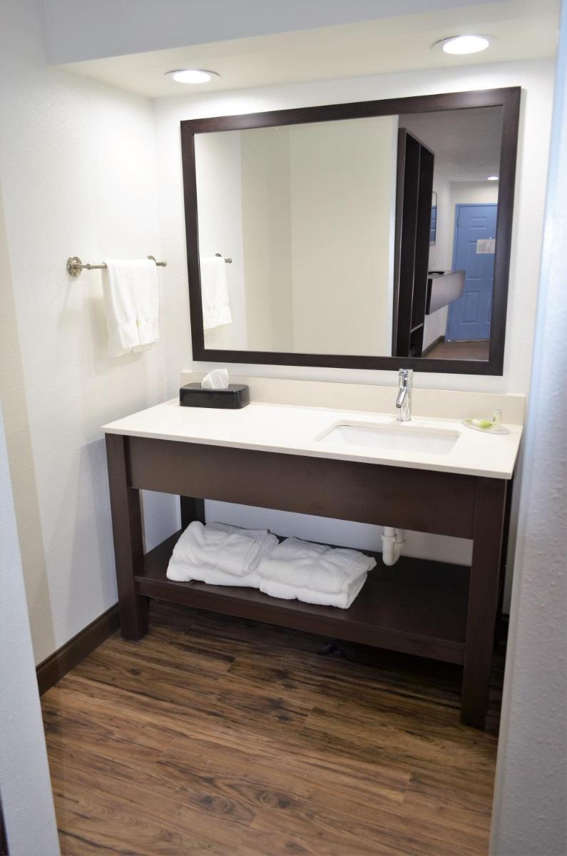 Athena Inn Chattanooga - image 4