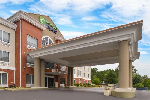 Holiday Inn Express Hotel & Suites Chattanooga -East Ridge an IHG Hotel - image 16