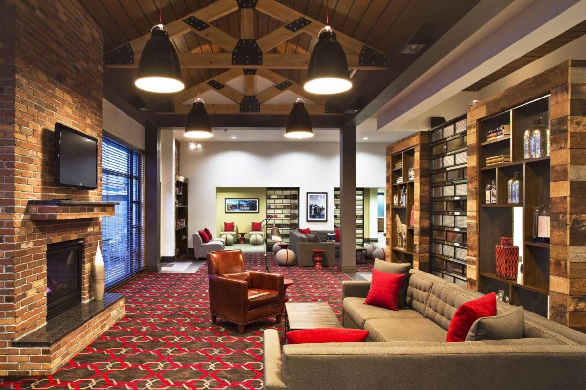 Fairfield Inn & Suites by Marriott Chattanooga East - image 2