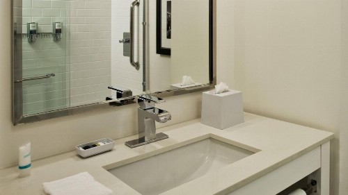 Fairfield Inn & Suites by Marriott Chattanooga East - image 3