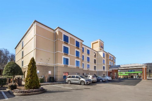 Comfort Inn & Suites Lookout Mountain - image 15